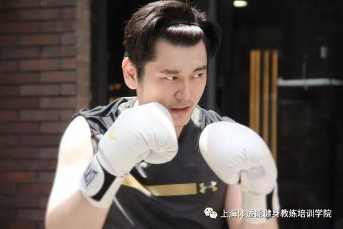 范哥爆料甩头视频,揭秘幕后故事 第2张 范哥爆料甩头视频,揭秘幕后故事 第2张