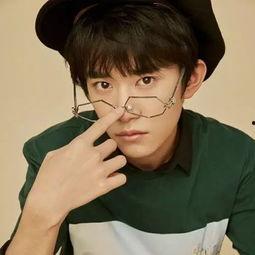 易烊千玺吃瓜娱乐,娱乐圈幕后故事大揭秘 第2张 易烊千玺吃瓜娱乐,娱乐圈幕后故事大揭秘 第2张