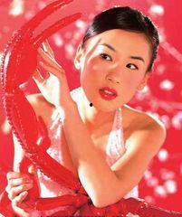 娱乐圈爆料黄圣依是谁啊,黄圣依身份揭秘  第2张