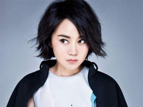 娱乐吃瓜妹闫妮,从娱乐吃瓜妹到实力派演员的蜕变之路  第2张