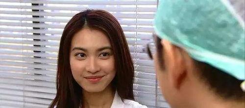 港姐早期爆料事件视频,揭秘幕后真相与争议瞬间  第2张