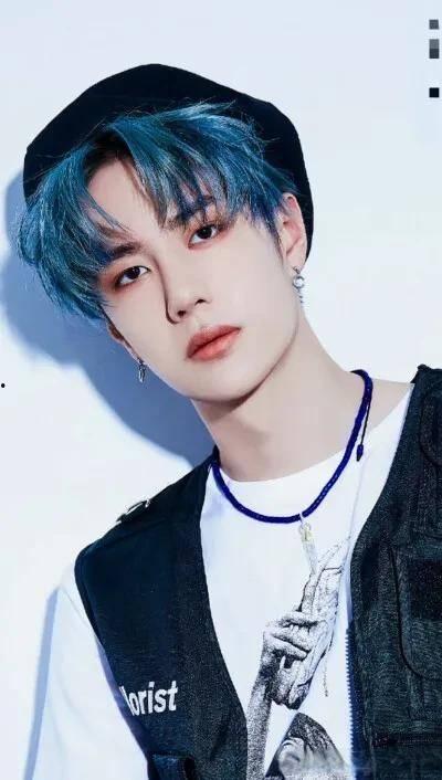 娱乐爆料王一博笑场视频,现场欢乐氛围感染众人